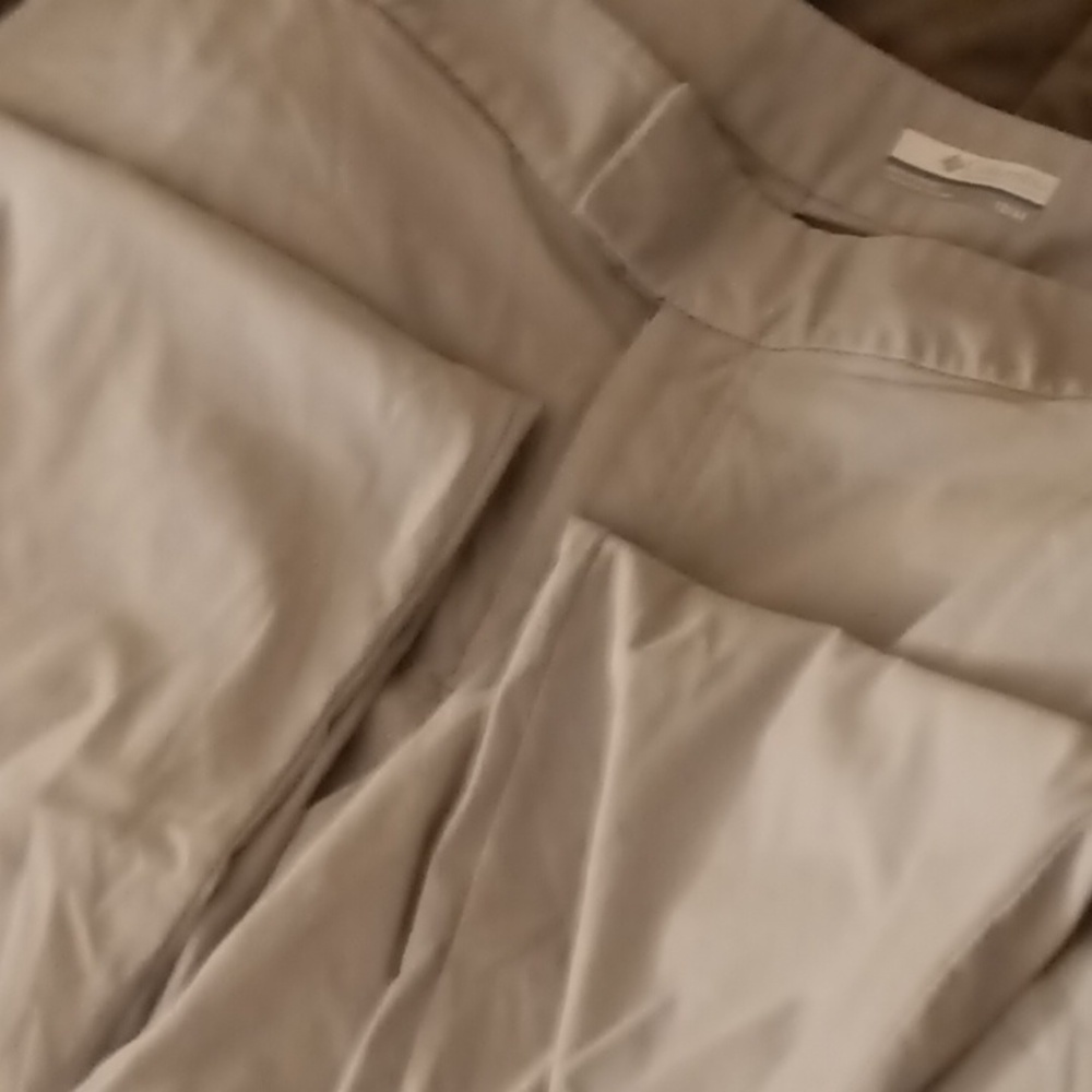 Women's size 12 grey golf Capri pants